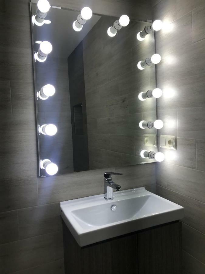 Luxury 4-Bedroom Apartment In The Center Tiflis Dış mekan fotoğraf