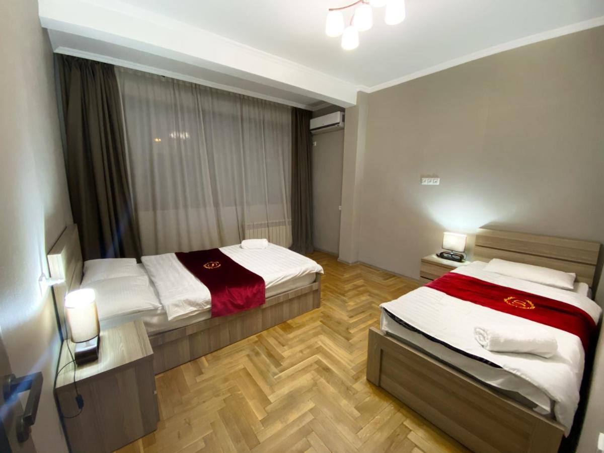 Luxury 4-Bedroom Apartment In The Center Tiflis Dış mekan fotoğraf