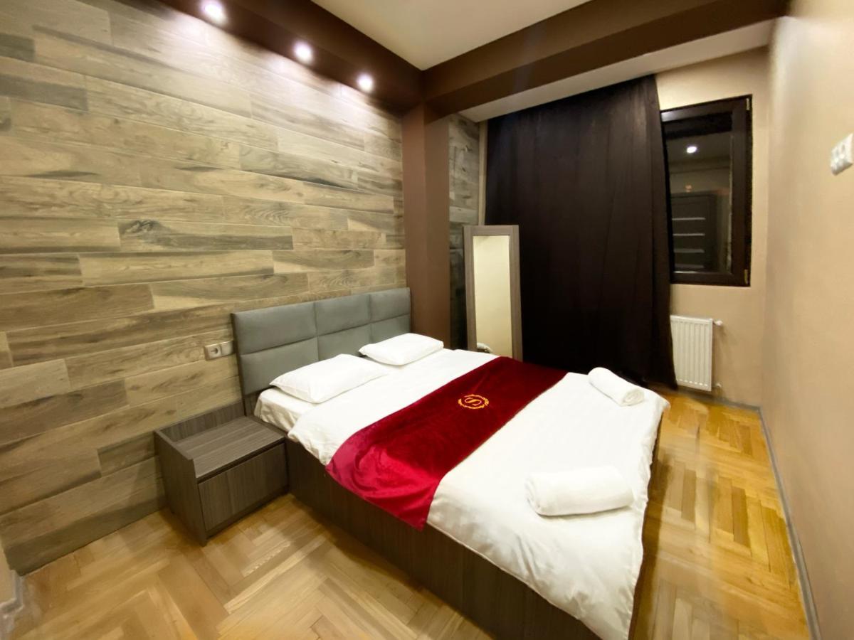 Luxury 4-Bedroom Apartment In The Center Tiflis Dış mekan fotoğraf